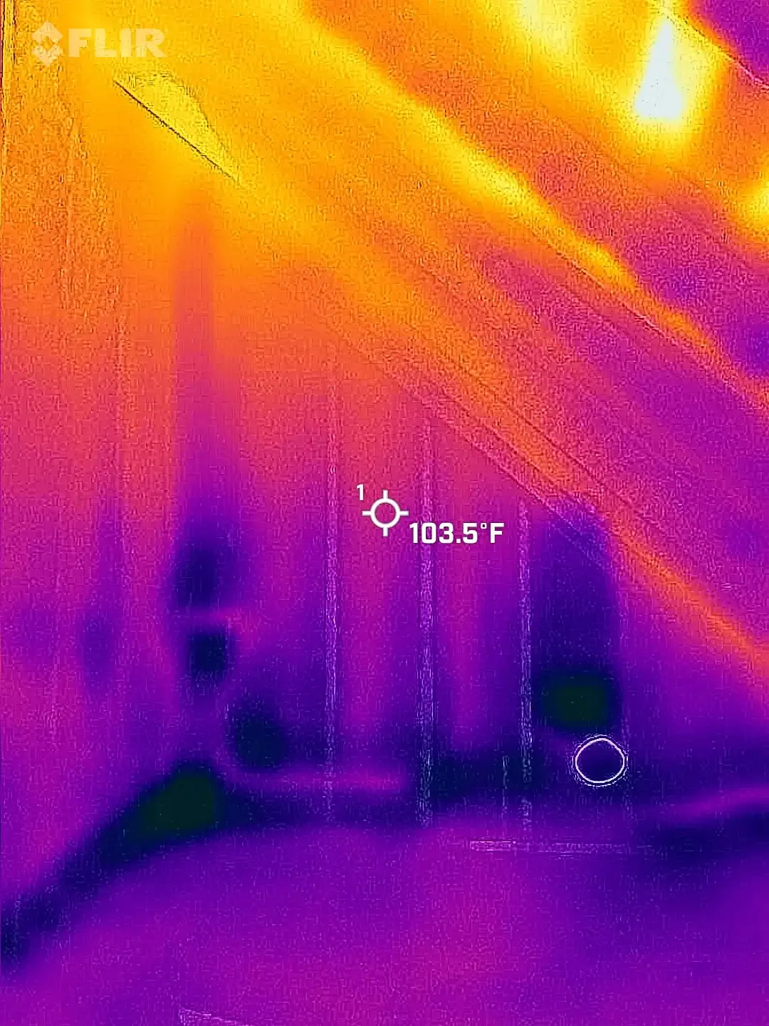 Thermal imaging scan during inspection at a ceiling joint during a thermal inspection