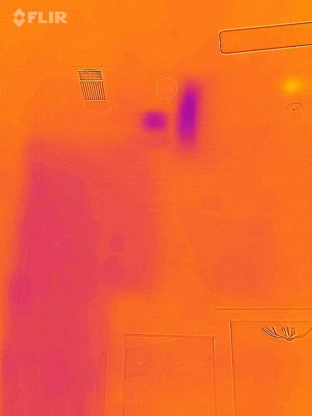 Thermal imaging scan during inspection at a ceiling joint, after completion during a thermal inspection